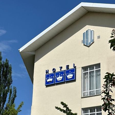 Tri Korony Hotel Cholpon-Ata Ngoại thất bức ảnh
