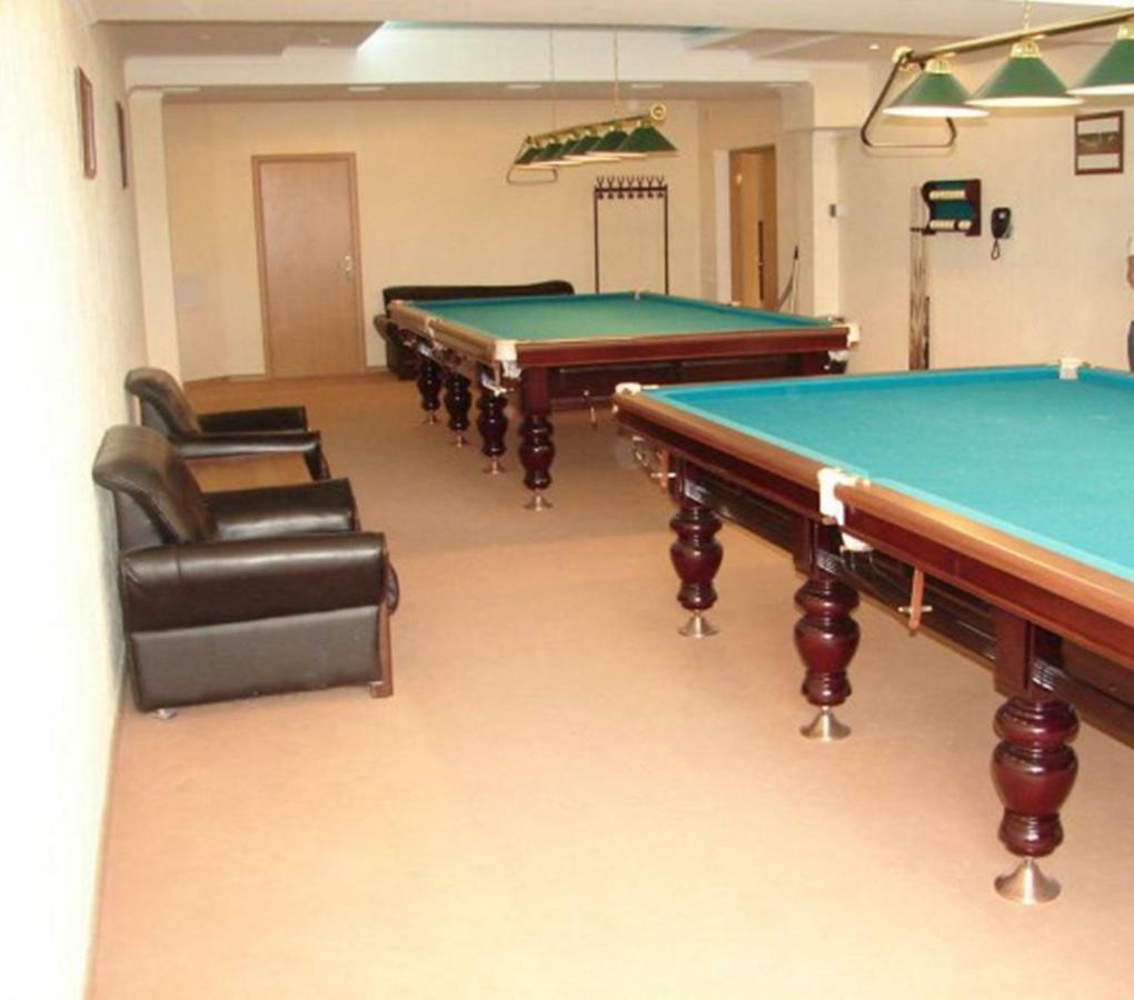 Tri Korony Hotel Cholpon-Ata Ngoại thất bức ảnh